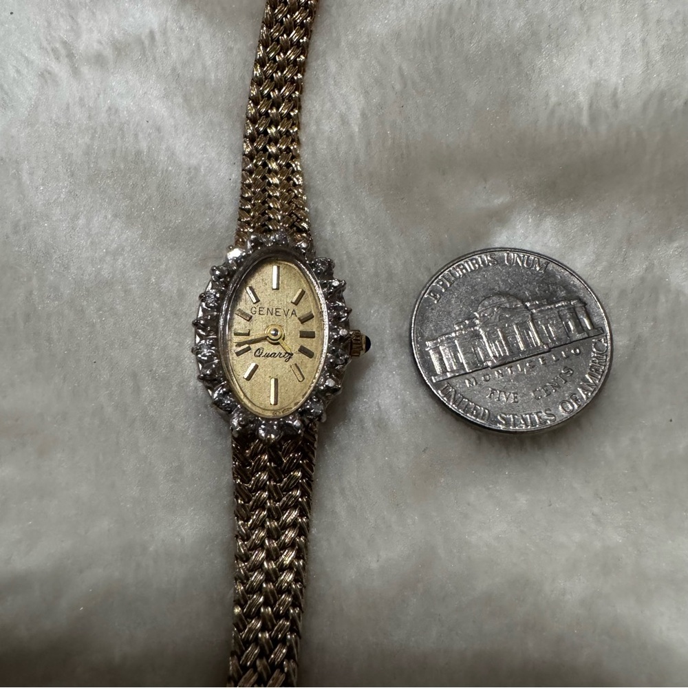 Geneva Women's Gold Watch